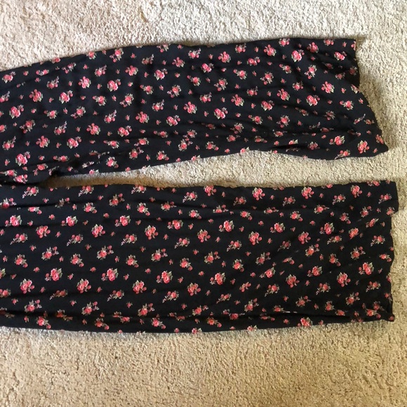 Romper - Picture 2 of 5